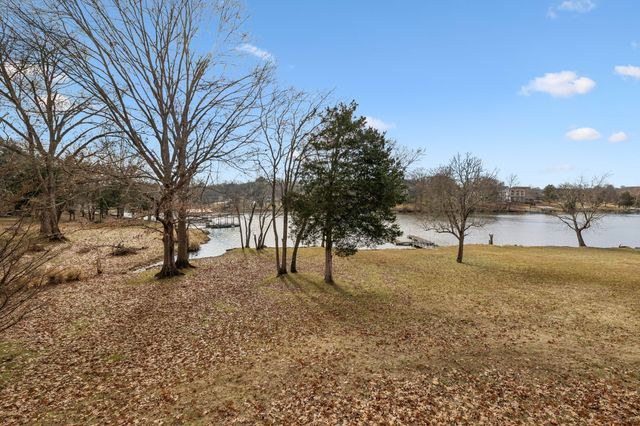 1795 Needmore Rd, Old Hickory, TN 37138