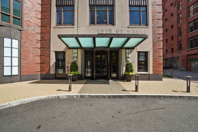 100 Lovejoy Wharf PH-3C, Boston, MA 02114