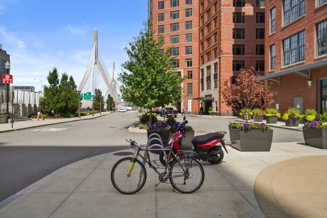 100 Lovejoy Wharf PH-3C, Boston, MA 02114