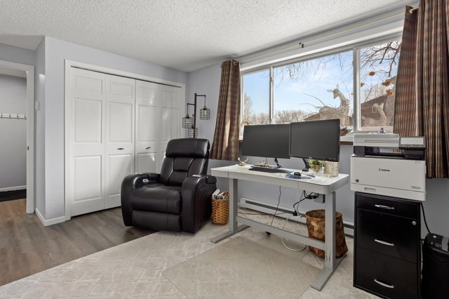 2801 22nd Street S, Fargo, ND 58103