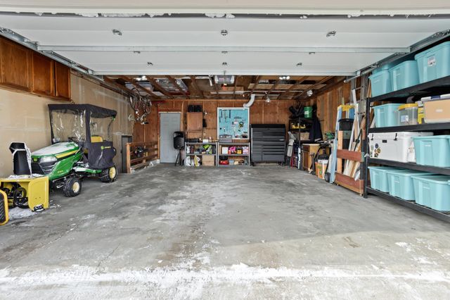 2801 22nd Street S, Fargo, ND 58103