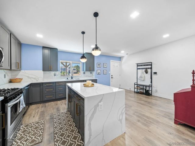 4259 View Place, San Diego, CA 92115