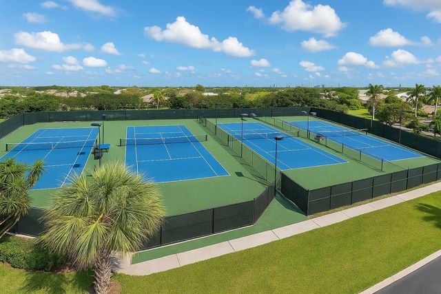 3850 Washington Street 215, Hollywood, FL 33021
