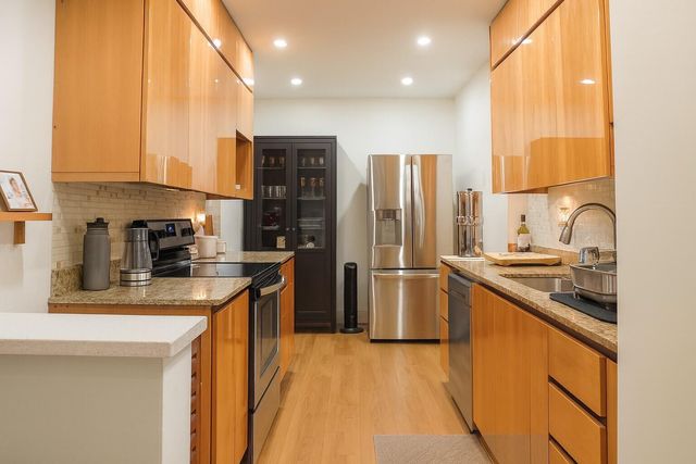 3850 Washington Street 215, Hollywood, FL 33021