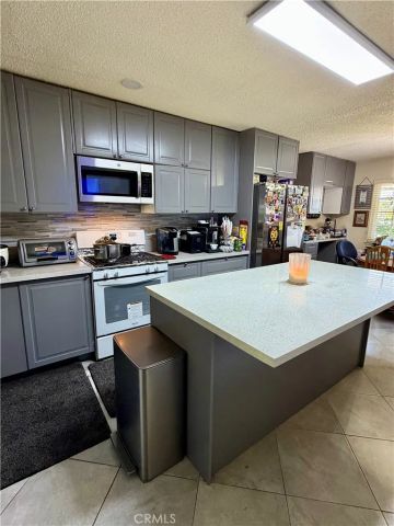 449 Lewis, Placentia, CA 92870