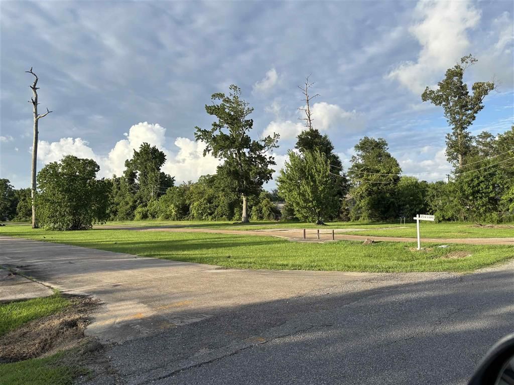 0 E Napoleon, Sulphur, LA 70663