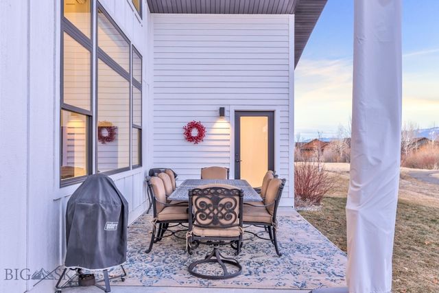 1976 Vaquero Parkway, Bozeman, MT 59718