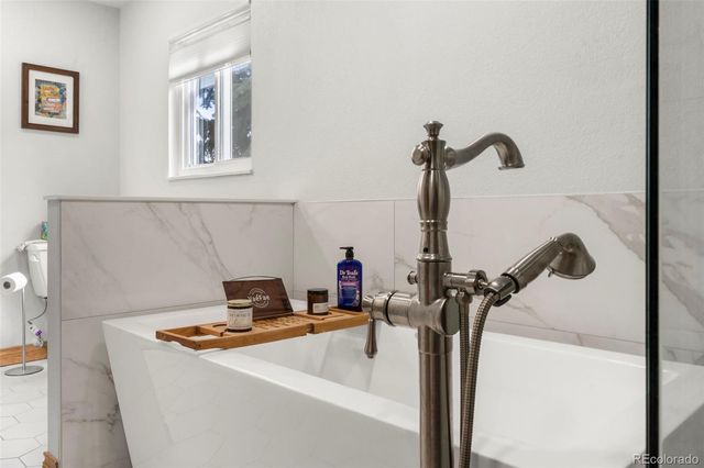 870 Point Of The Pines Drive, Colorado Springs, CO 80919