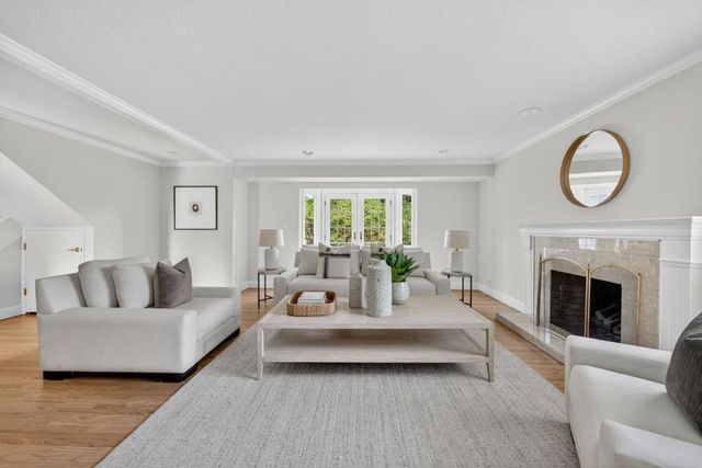 6365 Candlewood Court, Cupertino, CA 95014