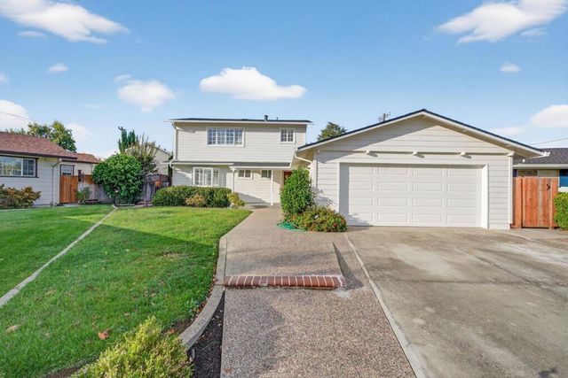 6365 Candlewood Court, Cupertino, CA 95014