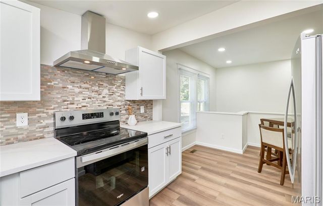 10635 Ridge Avenue, St Louis, MO 63114