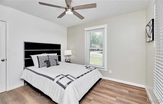 10635 Ridge Avenue, St Louis, MO 63114