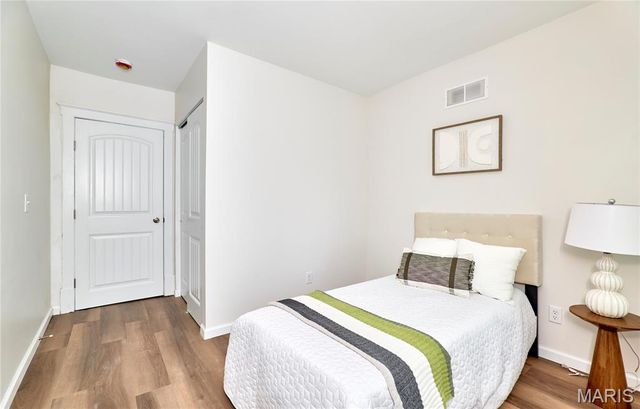 10635 Ridge Avenue, St Louis, MO 63114