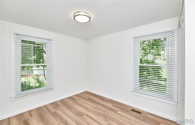 10635 Ridge Avenue, St Louis, MO 63114