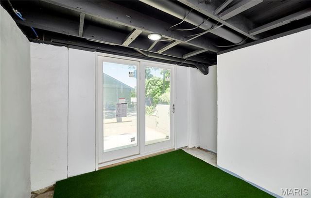 10635 Ridge Avenue, St Louis, MO 63114