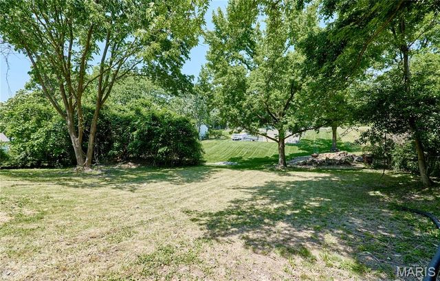 10635 Ridge Avenue, St Louis, MO 63114