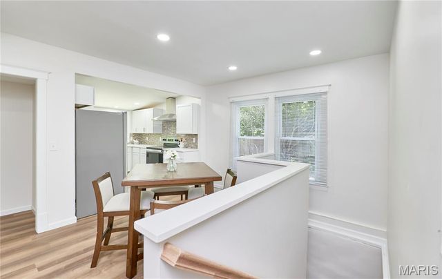 10635 Ridge Avenue, St Louis, MO 63114