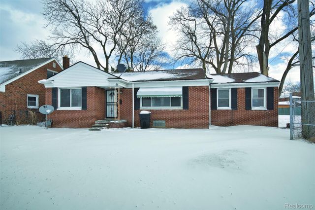 18110 SNOWDEN Street, Detroit, MI 48235