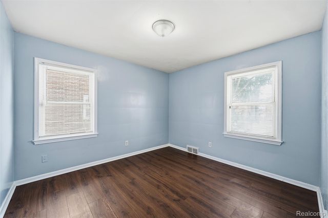 18110 SNOWDEN Street, Detroit, MI 48235