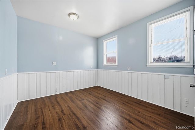 18110 SNOWDEN Street, Detroit, MI 48235