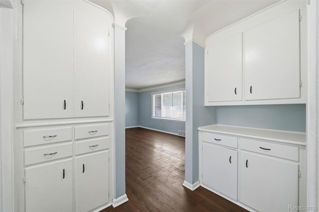 18110 SNOWDEN Street, Detroit, MI 48235