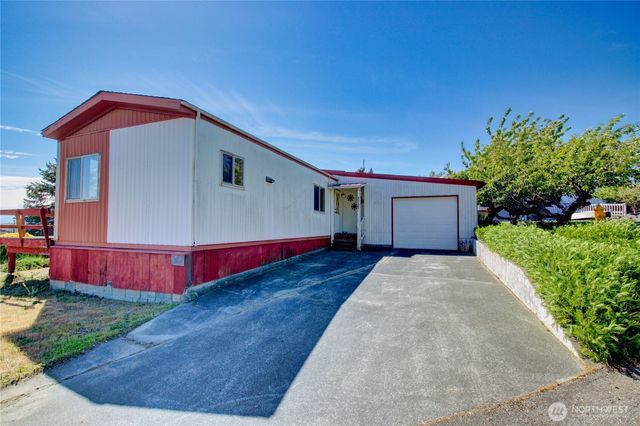 2702 Dundee Place, Anacortes, WA 98221