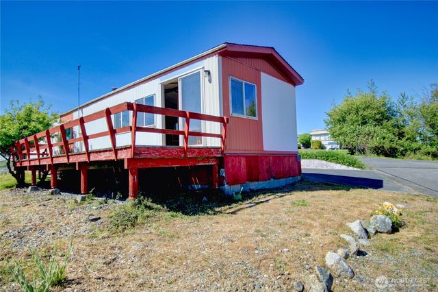 2702 Dundee Place, Anacortes, WA 98221