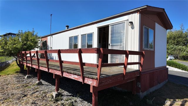 2702 Dundee Place, Anacortes, WA 98221