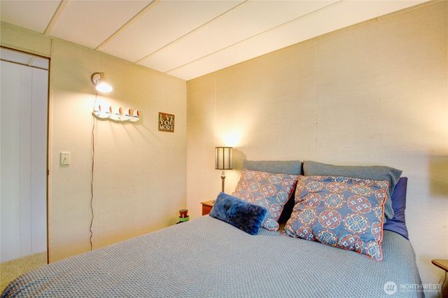 2702 Dundee Place, Anacortes, WA 98221