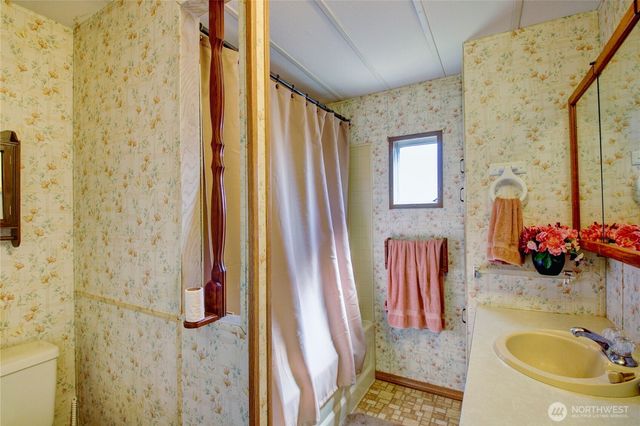 2702 Dundee Place, Anacortes, WA 98221