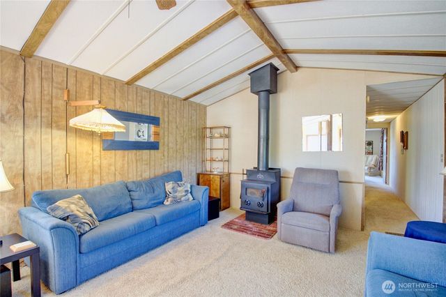 2702 Dundee Place, Anacortes, WA 98221