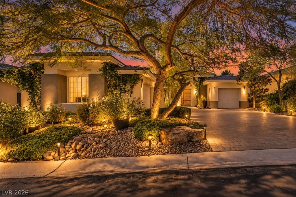 10313 Luxembourg Avenue, Las Vegas, NV 89145 — exterior