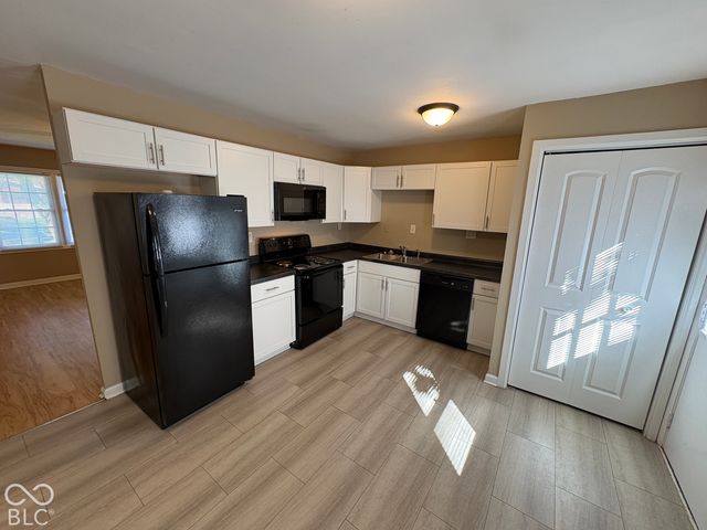 2649 Ebbie Road, Indianapolis, IN 46219