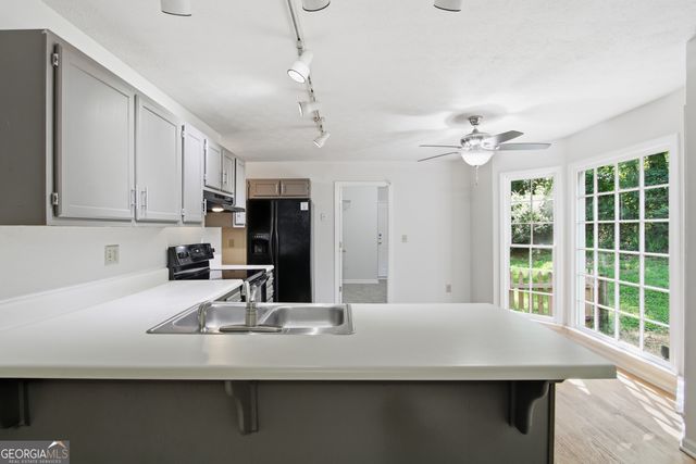 220 Braemar Road, Fayetteville, GA 30215