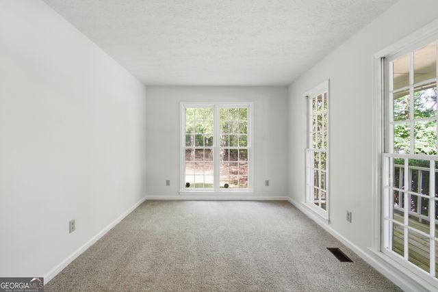 220 Braemar Road, Fayetteville, GA 30215