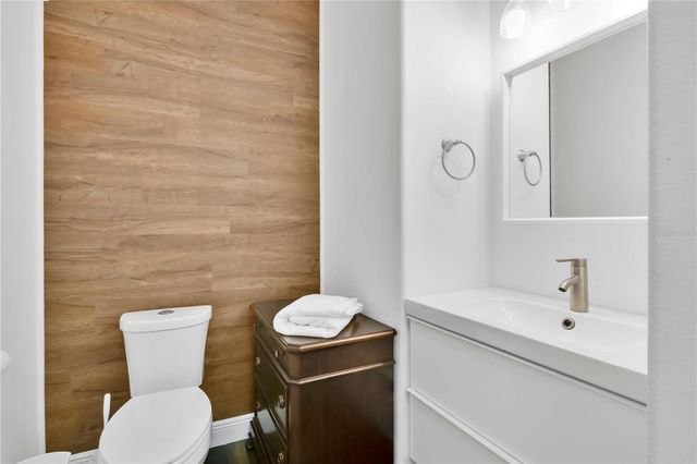 4886 MATTEO TRAIL, Orlando, FL 32839