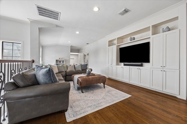 3642 Aberdeen Way, Houston, TX 77025