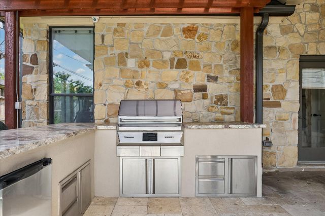 3642 Aberdeen Way, Houston, TX 77025