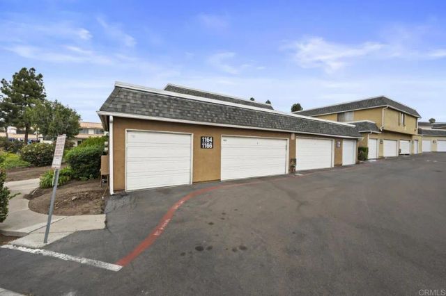 1164 Madera Lane, Vista, CA 92084