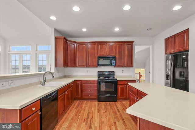 55 CHRISTIANS DR, Hanover, PA 17331