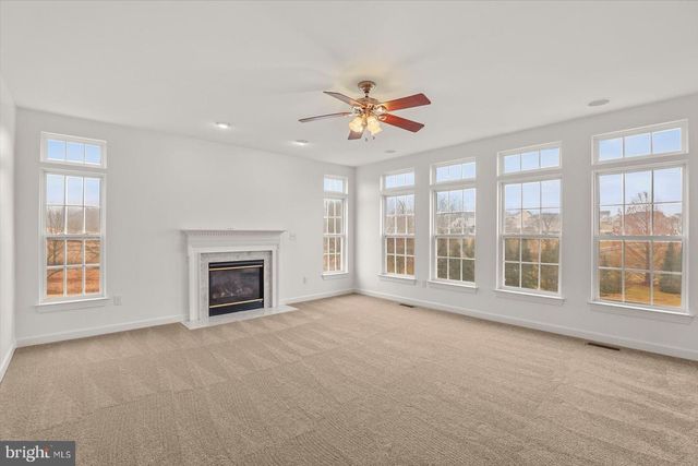 55 CHRISTIANS DR, Hanover, PA 17331