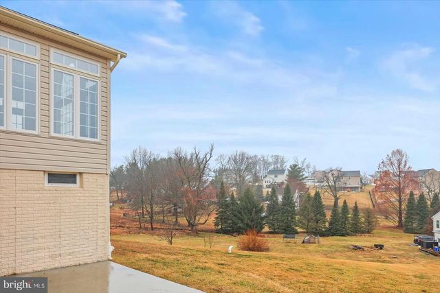 55 CHRISTIANS DR, Hanover, PA 17331