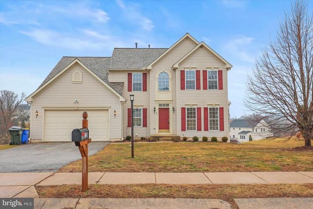 55 CHRISTIANS DR, Hanover, PA 17331