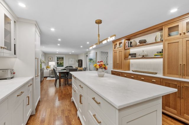 87 Lowell Road, Westford, MA 01886