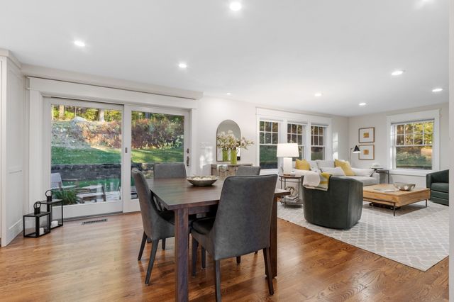 87 Lowell Road, Westford, MA 01886