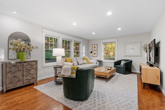 87 Lowell Road, Westford, MA 01886