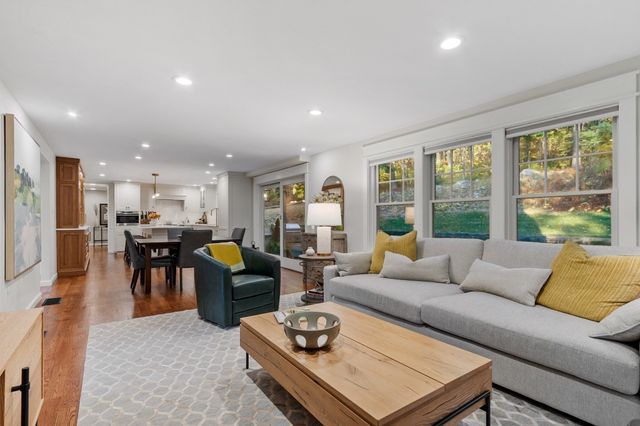 87 Lowell Road, Westford, MA 01886