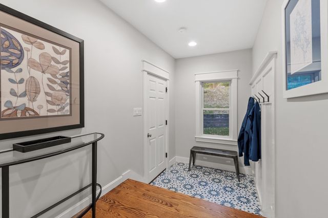 87 Lowell Road, Westford, MA 01886