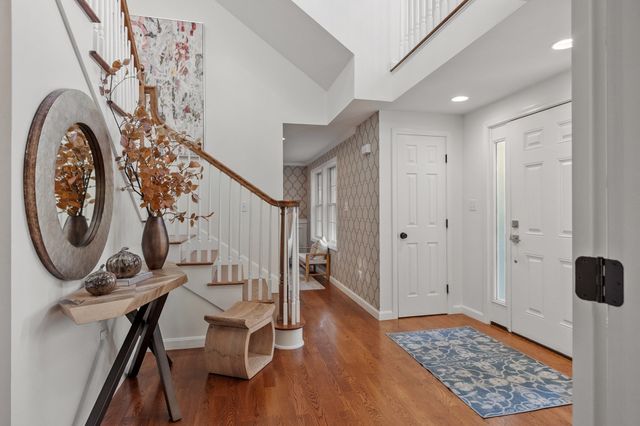 87 Lowell Road, Westford, MA 01886