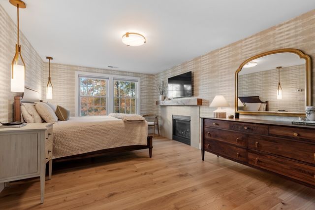 87 Lowell Road, Westford, MA 01886